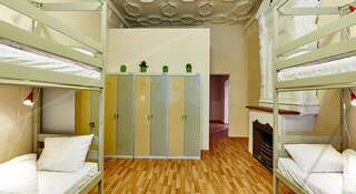 Гостиница Guten Morgen Санкт-Петербург Четырехместный номер с двухъярусными кроватями-4